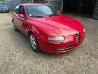 Gebraucht Alfa Romeo 147 Distinctive 105 PS (77 kW) 2001 Rot Kleinwagen