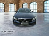 Gebraucht Mercedes E400 Avantgarde 330 PS (242 kW) 2019 Cavansitblau metallic Kombi