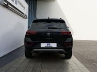 Gebraucht VW T-Roc Move 110 PS (80 kW) 2023 Deep black perleffekt SUV