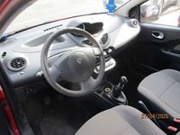 Gebraucht Renault Twingo 58 PS (42 kW) 2011 Rot Kleinwagen