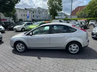 Gebraucht Ford Focus Ghia 145 PS (106 kW) 2007 Silber Limousine