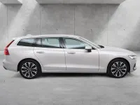 Gebraucht Volvo V60 Plus 398 PS (292 kW) 2022 Silver dawn Kombi