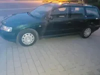 Używany VW Passat 101 KM (74 kW) 1998 Zielony Kombi