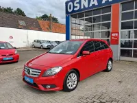 Gebraucht Mercedes B200 136 PS (100 kW) 2013 Rot Kleinwagen