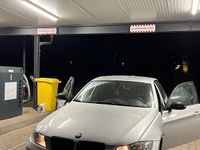 Gebraucht BMW 320 150 PS (110 kW) 2006 Grau Limousine