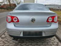 Gebraucht VW Passat 150 PS (110 kW) 2005 Silber Limousine