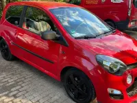 Używany Renault Twingo 75 KM (55 kW) 2013 Czerwony Hatchback
