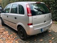 Gebraucht Opel Meriva 101 PS (74 kW) 2004 Silber Van / Kleinbus