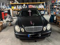 Gebraucht Mercedes E220 150 PS (110 kW) 2004 Schwarz Limousine