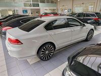 Gebraucht VW Passat Comfortline 239 PS (175 kW) 2015 Weiß Limousine