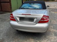 Gebraucht Mercedes CLK200 163 PS (119 kW) 2004 Silber Cabrio