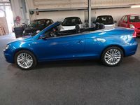 Second-hand VW Eos Cup 211 CP (155 kW) 2014 Albastru Cabrio