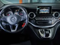 Gebraucht Mercedes V220 190 PS (139 kW) 2017 Cavansitblau metallic Van / Kleinbus