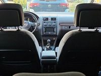 Gebraucht VW Touran Match 105 PS (77 kW) 2013 Schwarz Van / Kleinbus