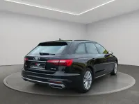 Gebraucht Audi A4 Advanced 204 PS (150 kW) 2023 Mythosschwarz metallic Kombi