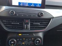 Gebraucht Ford Focus Titanium X 125 PS (91 kW) 2020 Blau Kombi