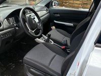 Gebraucht Suzuki Vitara 120 PS (88 kW) 2018 Weiß SUV