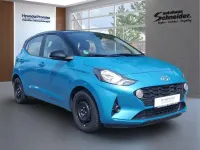 Gebraucht Hyundai i10 Comfort 84 PS (61 kW) 2023 Aqua turquoise Kleinwagen