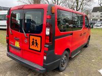 Gebraucht Opel Vivaro 90 PS (66 kW) 2015 Rot Van / Kleinbus