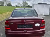 Gebraucht Opel Astra Njoy 84 PS (61 kW) 2003 Rot Limousine