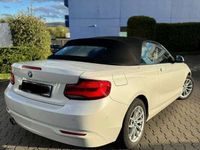 gebraucht BMW 220 i Cabrio