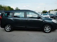 Gebraucht Dacia Lodgy Lauréate 107 PS (78 kW) 2012 Silber Van / Kleinbus