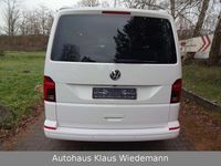 Gebraucht VW California Beach 150 PS (110 kW) 2024 Candy  weiß Van