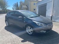 Second-hand Kia Ceed 128 CP (94 kW) 2015 Gri Hatchback