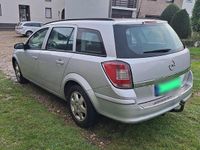 Gebraucht Opel Astra 110 PS (80 kW) 2011 Silber Kombi