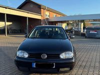 Gebraucht VW Golf 116 PS (85 kW) 2000 Schwarz Coupé