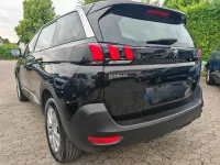 Gebraucht Peugeot 5008 131 PS (96 kW) 2023 Schwarz SUV