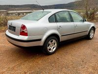 Gebraucht VW Passat 2001 Silber Limousine