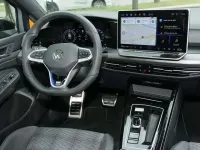 Gebraucht VW Golf VIII GTE 272 PS (200 kW) 2024 Silber Limousine