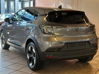 Gebraucht Renault Captur Techno 158 PS (116 kW) 2025 Grau SUV