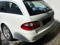 Usata Mercedes E220 150 CV (110 kW) 2004 Bianco Station wagon