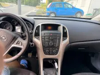 Gebraucht Opel Astra 125 PS (91 kW) 2012 Grau Kombi