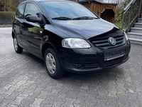 Gebraucht VW Fox 54 PS (39 kW) 2007 Schwarz Kleinwagen