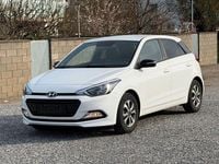 Gebraucht Hyundai i20 84 PS (61 kW) 2018 Weiß Limousine