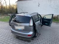 Gebraucht Mazda 5 143 PS (105 kW) 2010 Silber Van / Kleinbus