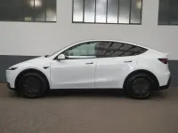 Neu Tesla Model Y 219 kW (299 PS) 2026 Weiß SUV