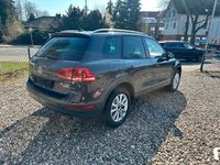 Gebraucht VW Touareg 245 PS (180 kW) 2012 Grau SUV