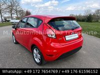Gebraucht Ford Fiesta 101 PS (74 kW) 2015 Rot Limousine