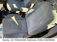 Gebraucht Ford Focus Ghia 131 PS (96 kW) 2003 Silber Limousine