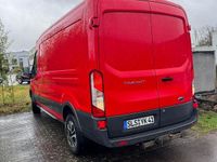 Gebraucht Ford Transit Trend 131 PS (96 kW) 2019 Rot Limousine