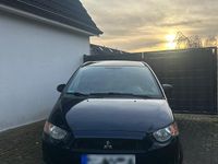 Gebraucht Mitsubishi Colt 95 PS (69 kW) 2011 Blau Kleinwagen
