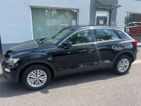 Gebraucht VW T-Roc Basis 116 PS (85 kW) 2019 Deep black SUV