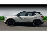 Neu KGM Korando 163 PS (119 kW) 2025 Beige SUV