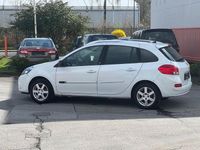 Gebraucht Renault Clio II Night&Day 75 PS (55 kW) 2010 Weiß Limousine