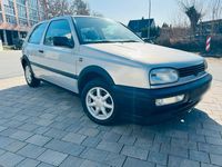 Gebraucht VW Golf III 90 PS (66 kW) 1994 Silber Kleinwagen
