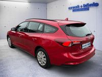 Używany Ford Focus 120 KM (88 kW) 2022 Czerwony Kombi